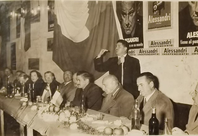 1958, Una comida en Linares, con manzanas de postre, en la campaña presidencial de Jorge Alessandri en donde sale triunfador