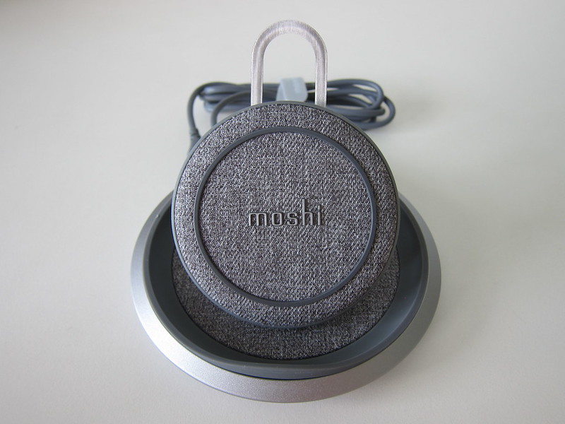 Moshi Lounge Q Wireless Charging Stand - Front Low
