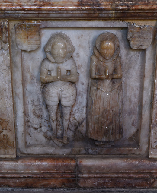 Nantwich, Cheshire, St. Mary's, monument to Sir Thos. Smith †1614 & his wife Dame Anne, detail