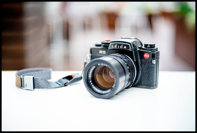 Leica R5 (Poor Man's Leica R6)