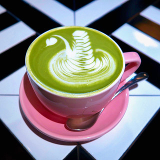 Matche Latte Art on Chevron Background in Taipei Cafe | by midnightbreakfastcafe