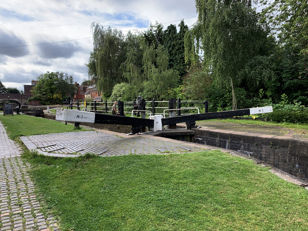 Atherstone Lock 1, Coventry Canal, Atherstone