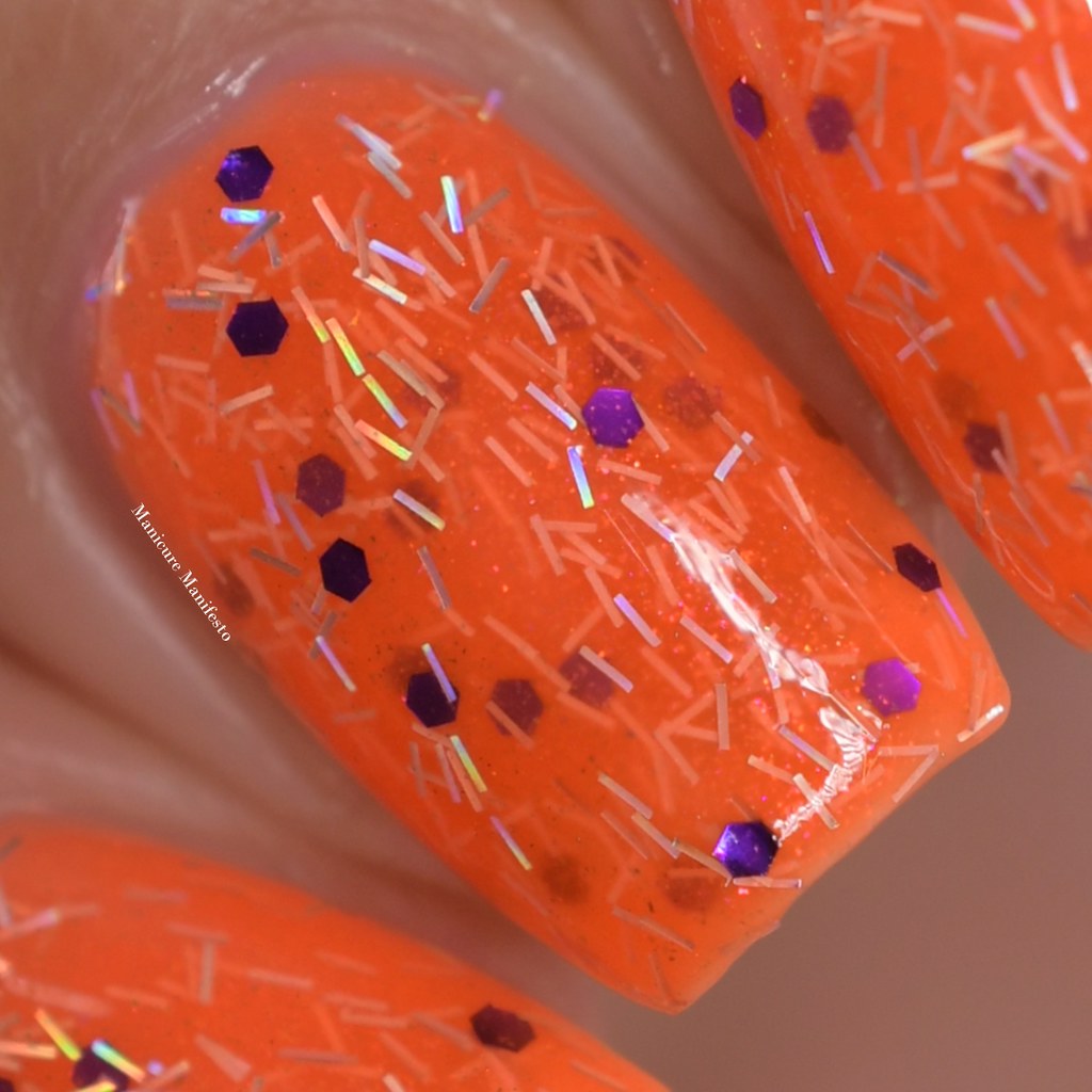 Treo Lacquer Pumpkin Pinup swatch