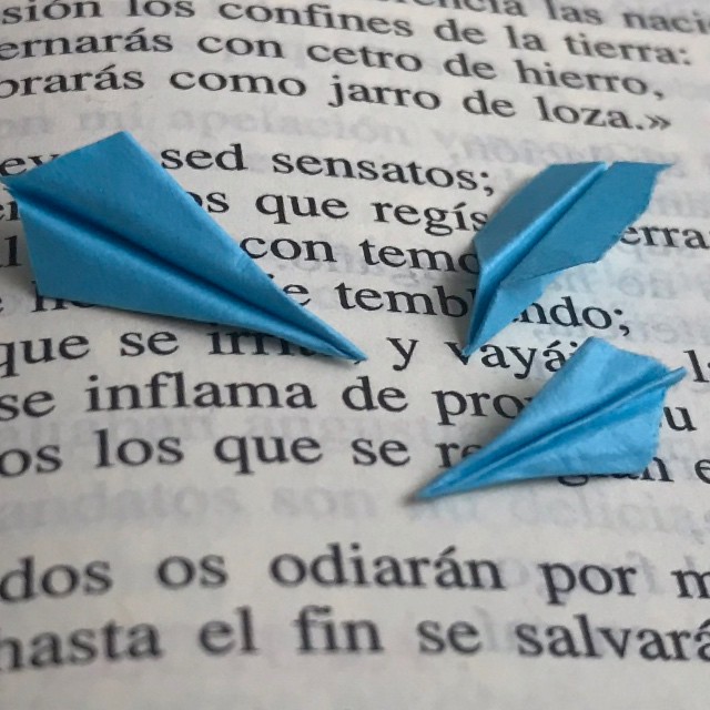 Tiny Paper Planes