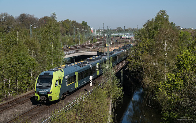 Nordbahn-Flirt in Langenfelde