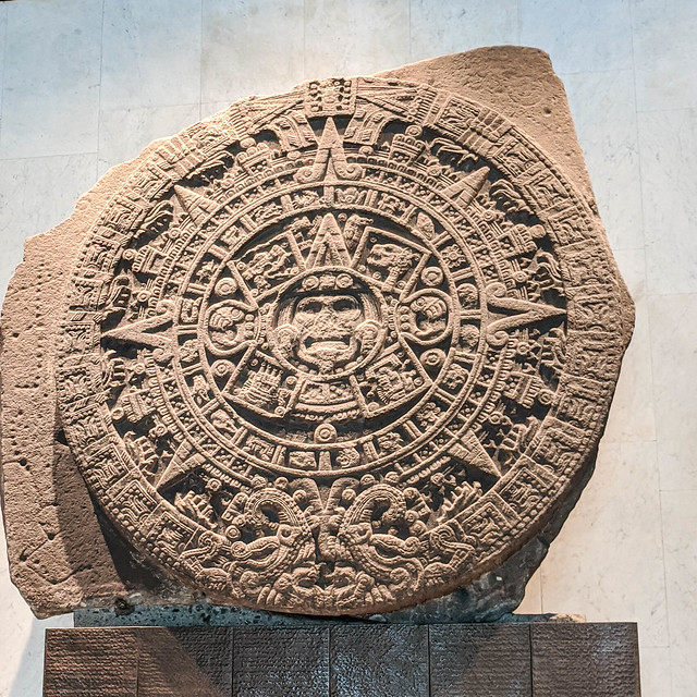 Piedra del Sol - famous Aztec calendar