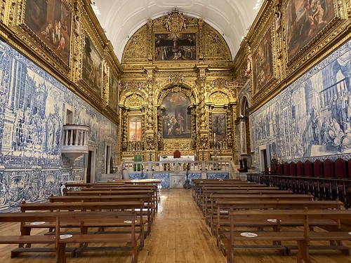 Iglesia de la Misericordia en Évora; decorada con azulejos azules