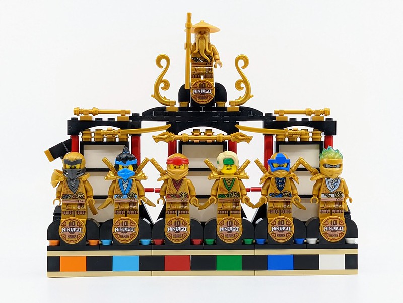 LEGO NINJAGO Golden Minifigures