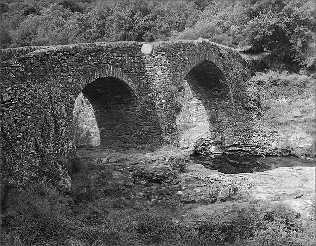 Pont Rouge sur la Drobie - Ardèche
