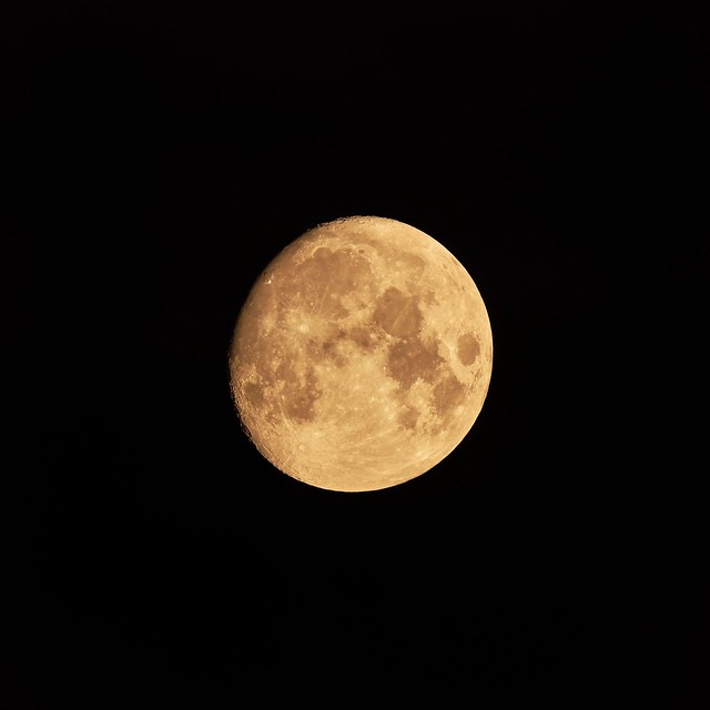 Orange moon, colored by smoke from wildfires