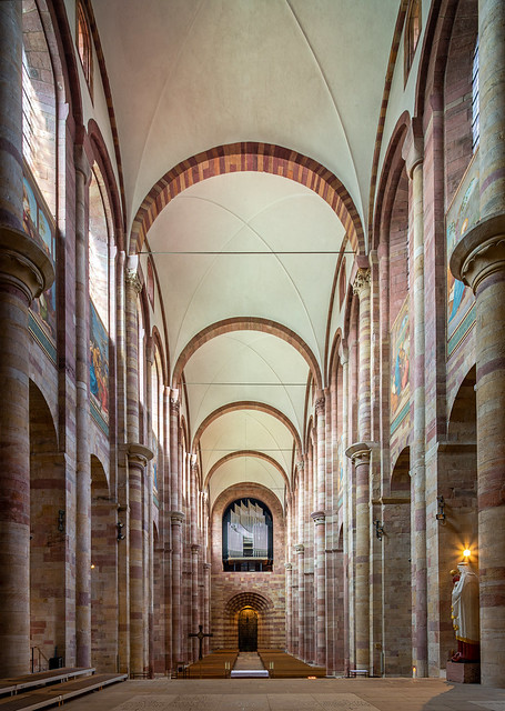 Speyerer Dom Blick zur Orgel