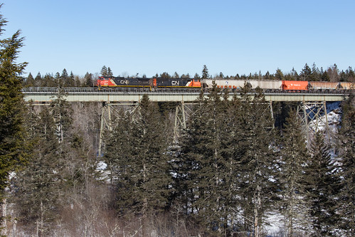 Chilly Crossing over Folly River by Caleb Wentzell, Back in February of this year, C44-9WL 2515 was the leader on 407 for a week or so. On Friday the 25