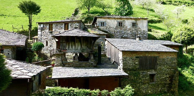 Os Teixóis (Taramundi, Asturias, Sp) – Memoria etnográfica