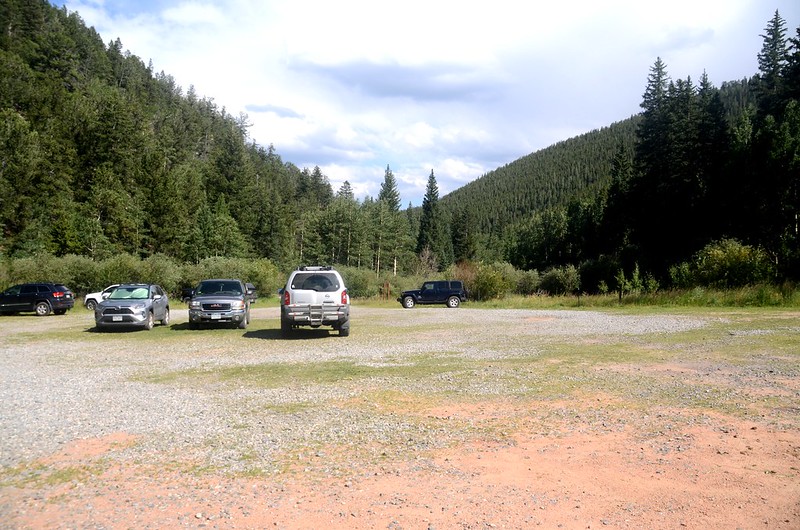 Deer Creek Trailhead parking lot