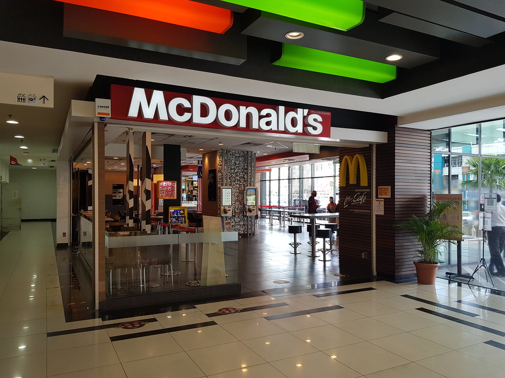 @ McDonalds Main Place USJ21