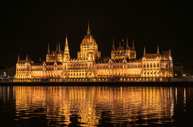 Budapest Parliament - short exposure