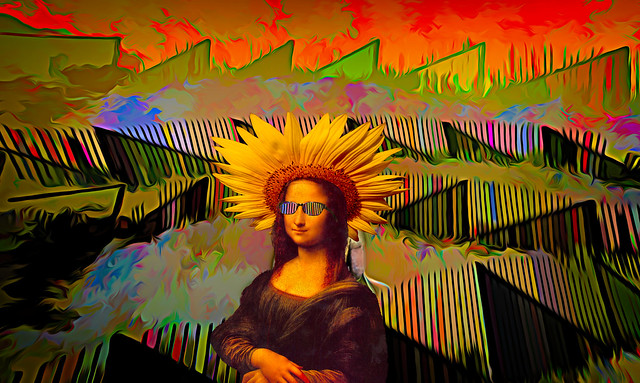 Mona in Color Land
