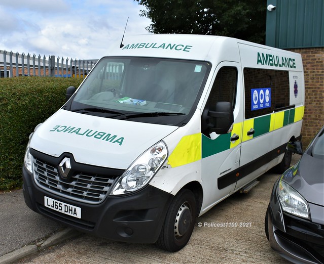 Kent Central Ambulance Service Renault Master LJ65 DHA