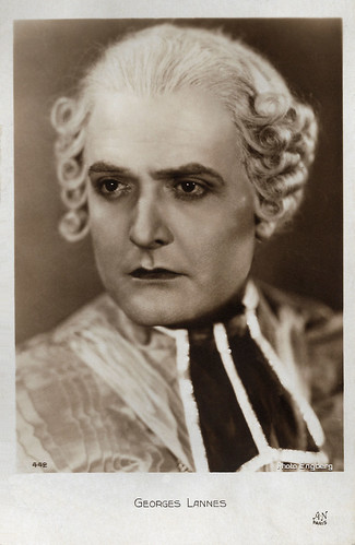 Georges Lannes in Le Collier de la Reine (1930)