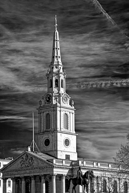 St Martin in the Field Church (Trafalgar Square - London) (High Contrast Monochrome) Canon EOS 7D & EF 70-300mm f4-5.6 L Zoom