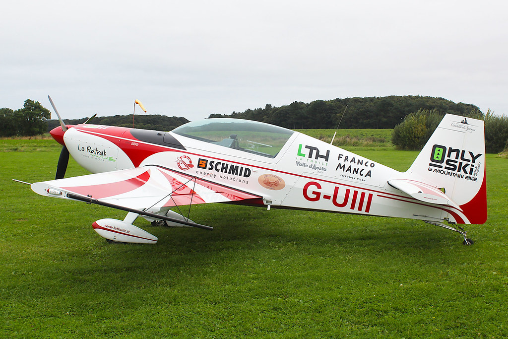 G-UIII, Extra Flugzeugproduktions-und Vertriebs Gmbh EXTRA EA 300/200