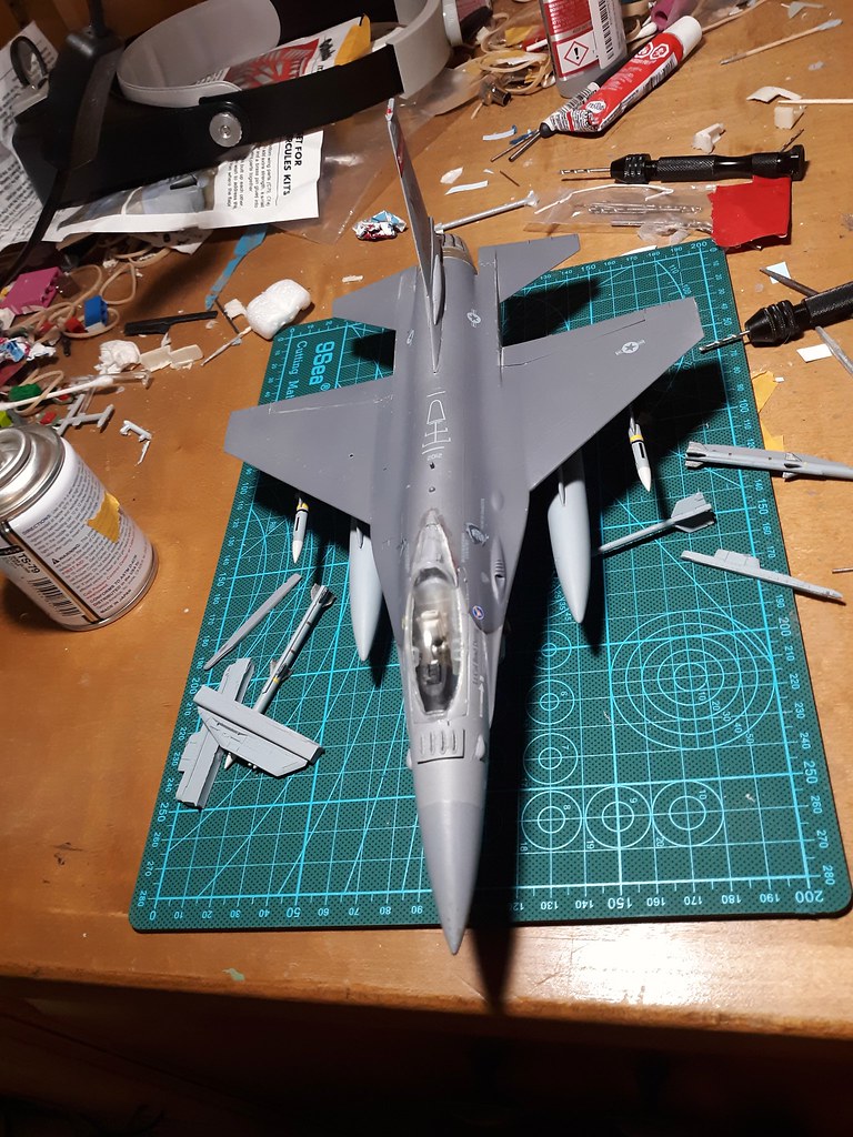 NDANG F16 ADF with AIM7 Sparrows.