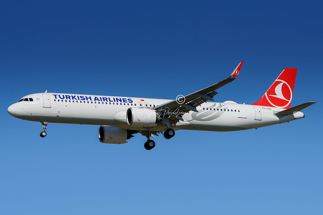 TC-LSL TURKISH AIRLINES AIRBUS A321NEO msn 9000