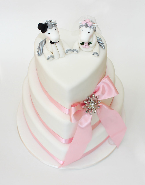 pink heart wedding cake