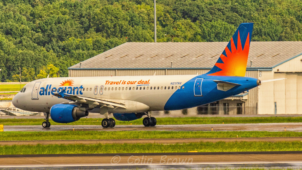 N217NV, Airbus A320-214