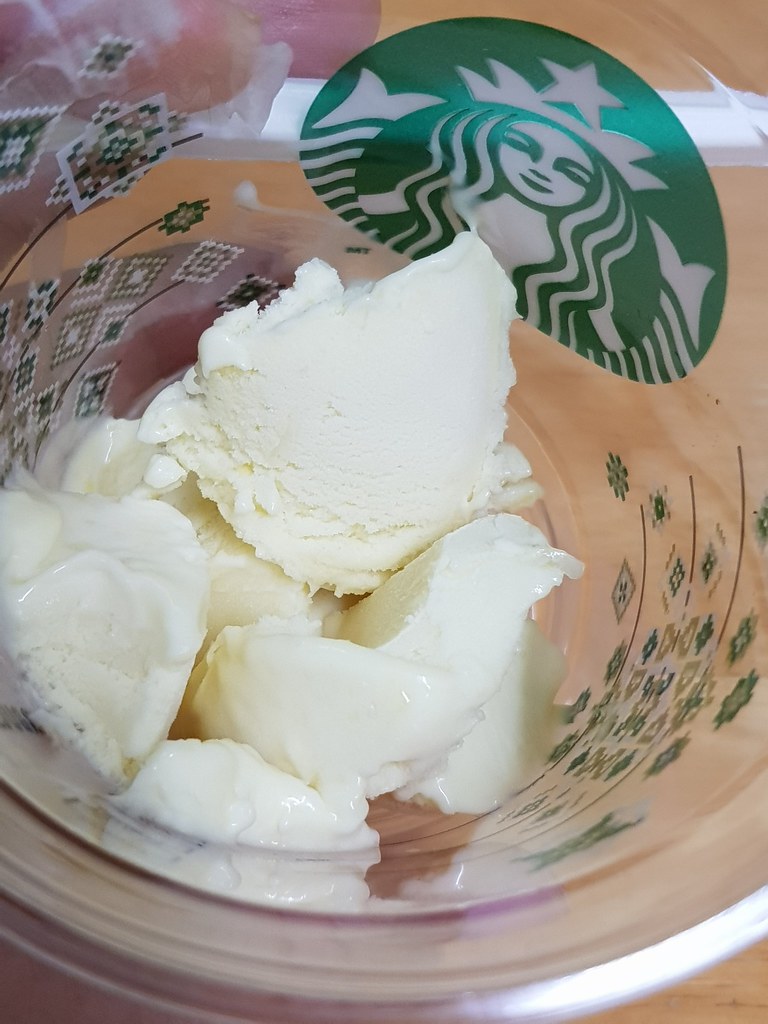 貓山王榴槤雪糕 Musang King Durian Ice Cream (1 pint) rm$38.50 @ Inside Scoop USJ10