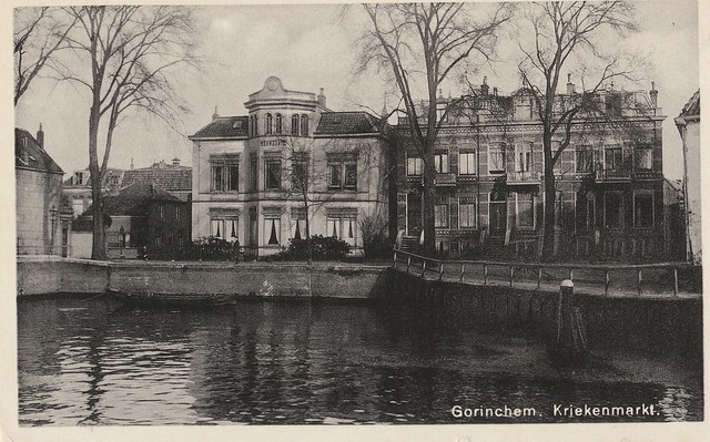 Ansichtkaart - Gorinchem, Kriekenmarkt (Uitg. Wed. A.W. Geermans en Zn, Gorinchem - poststempel 1943)