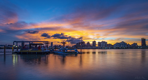 dusk river wave landscape outdoor clouds sky water cruise ship pier goldensunset lights evening sunset architecture building taipeicity taiwan