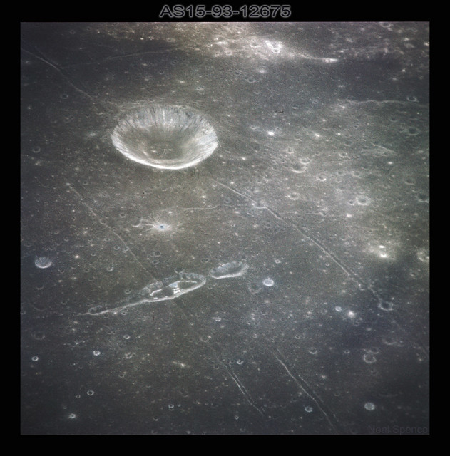 Apollo 15 - 70mm Hasselblad Camera : AS15-93-12675