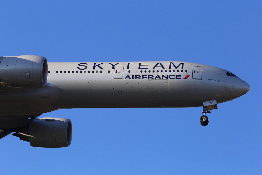 Air France F-GZNT Skyteam Scheme