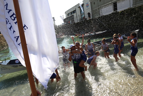 Donostia Arraun Lagunakek irabazi du Kontxako Bandera