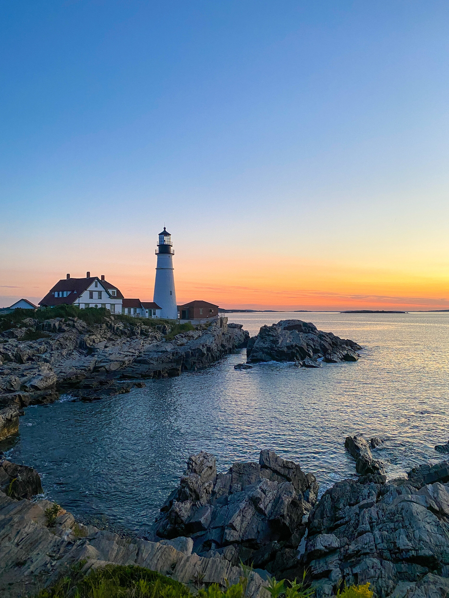 Sunrise at Portland Head Light | Fort Willaims Park | Best Things to Do in Portland Maine | 2 Days in Portland Maine | 48 Hours in Portland Maine | The Perfect Weekend in Maine | Explore Portland, ME | Weekend in Portland, ME | Portland Travel Guide | Things to Do & Where to Stay | Top Things to do in Portland 