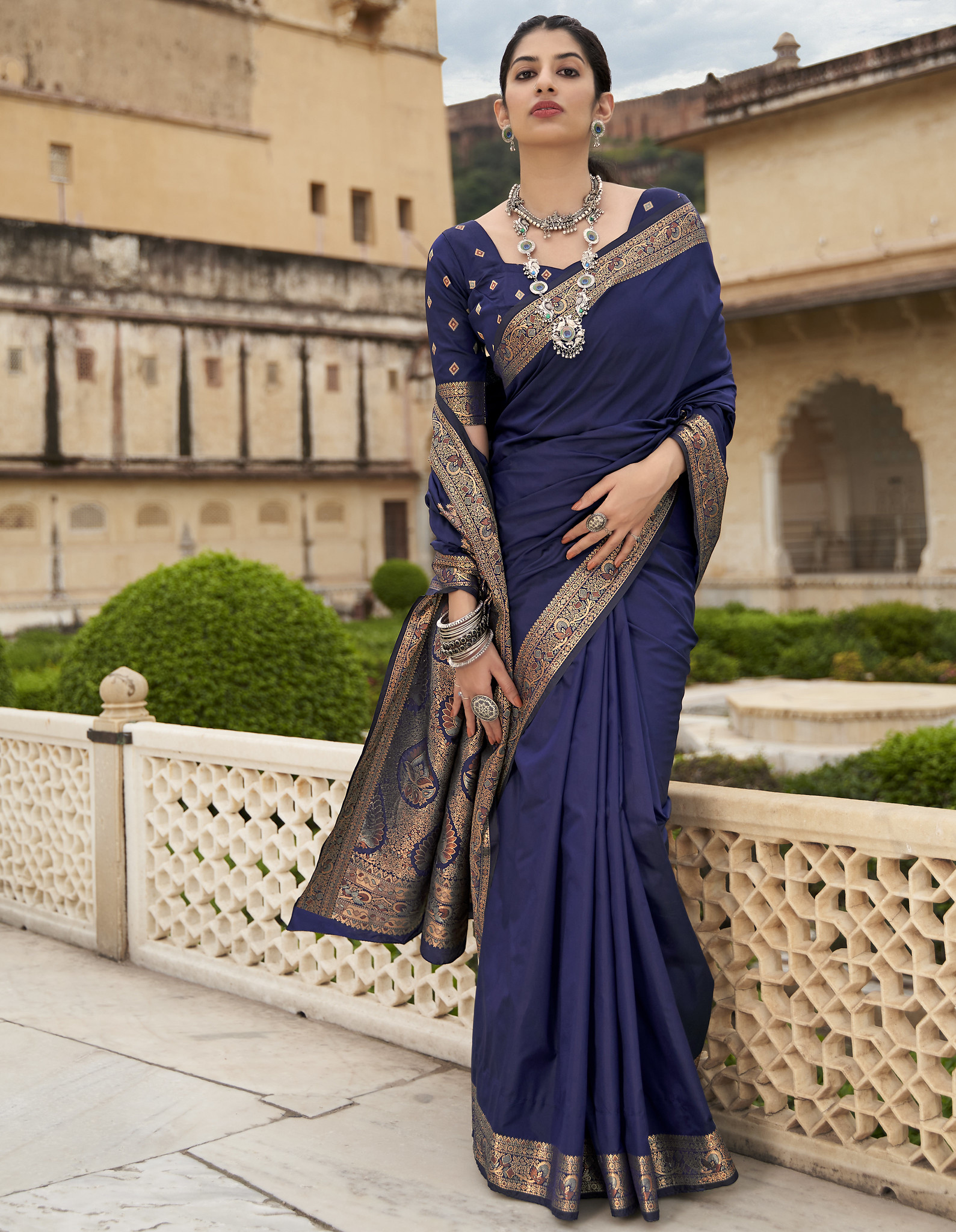Buy FORICORY Kanjivaram Soft Banarasi Silk Saree With Unstiched Blouse  Piece(KALKI - ROYAL BLUE) at Amazon.in