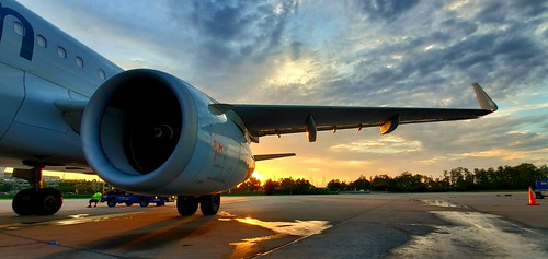 Morning sunrise MCO by Spolar Aviation Photography, Airbus 321 America Airlinesamericaairlines airbus sunrise mco