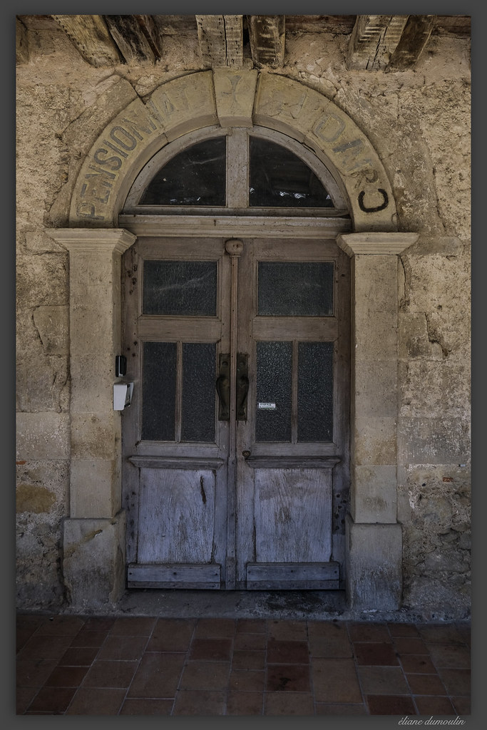 Porte médiévale à Bassoues - Gers