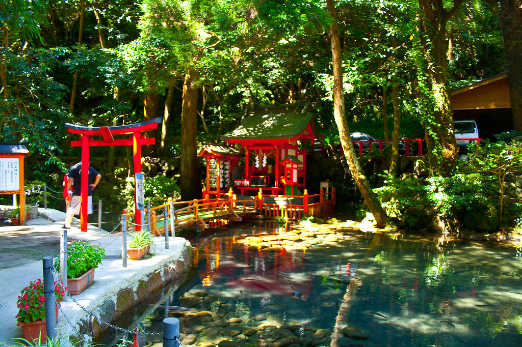 Santuario y manantial de agua del restaurante Tosenkyo (Imagen: Japonismo)