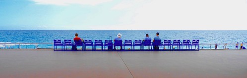 nizza ozean blue chairs summer coted´azur france promenadedesanglais
