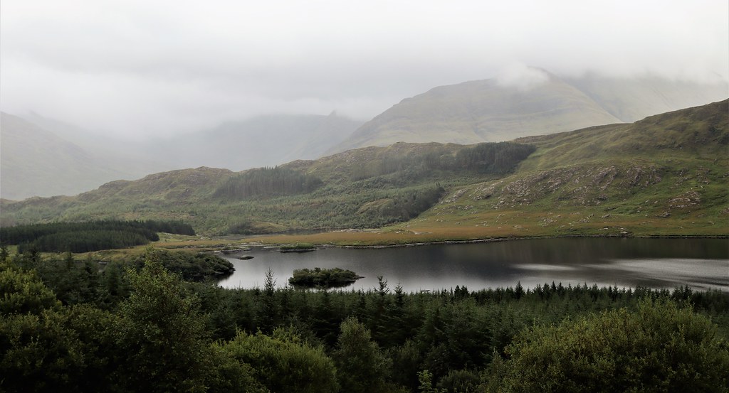 Soft light in Connemara ... the season of mists and mellow fruitfulness ... in the Sheeffrey Pass