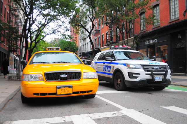 NYPD Ford Crown Victoria Taxi 6Y12 and Ford Explorer Police Interceptor RMP