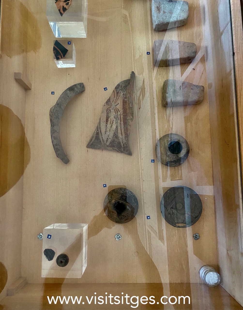 Visites arqueològiques al Puig de Sitges i estrena de l’espai museístic