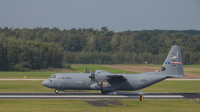 USAF  C-130J  Hercules 11-5748