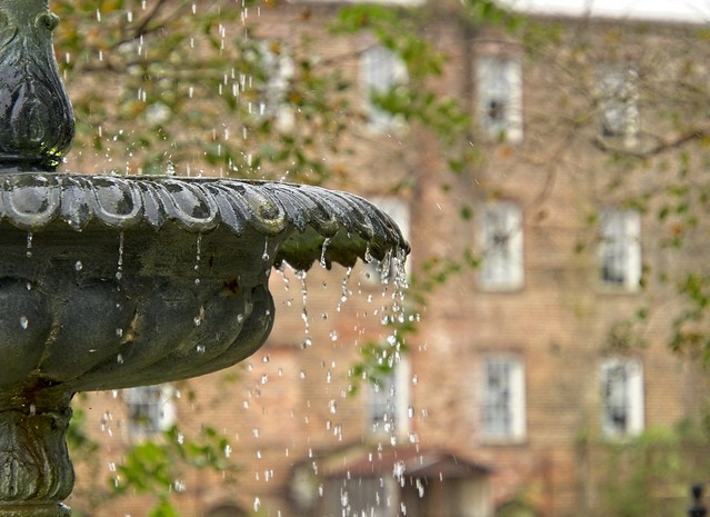 Fountain drops
