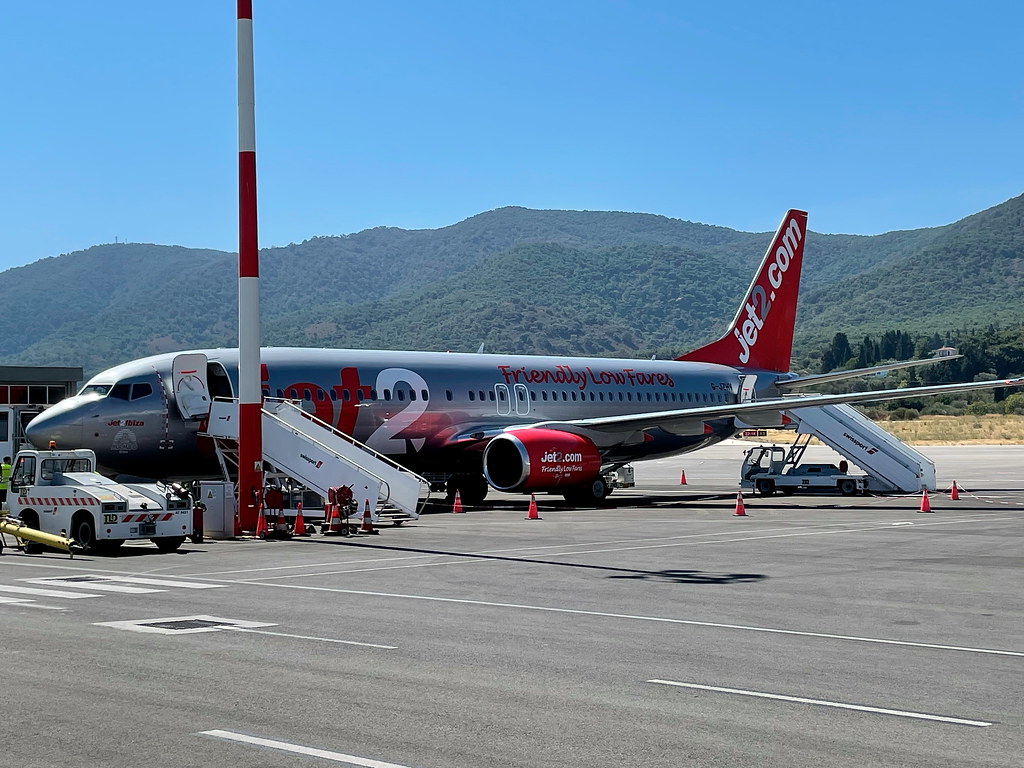 G-JZHV, Boeing 737-800WL, Jet2, Mytilene Airport