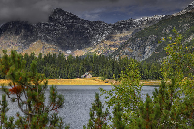 Il Lago Palù e il gruppo del Disgrazia