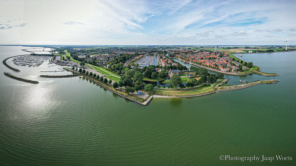 Stadje aan het IJsselmeer
