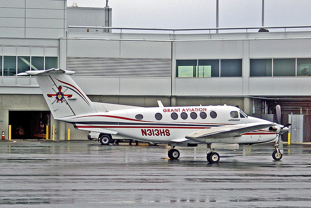 N313HS   Beech B200 Super King Air [BB-1300] (Grant Aviation} Ted Stevens Anchorage Int'l~N 30/08/2011